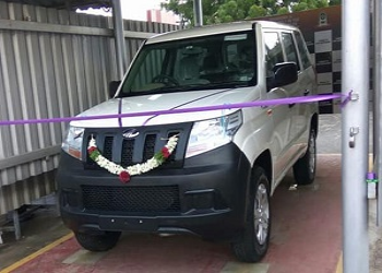 Images Of Mahindra TUV300 Plus Leaked Before Its Official Launch