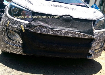 Interiors Of Mahindra MPV U321 Spied During Test Drive Interiors Of Mahindra MPV U321 Spied During Test Drive