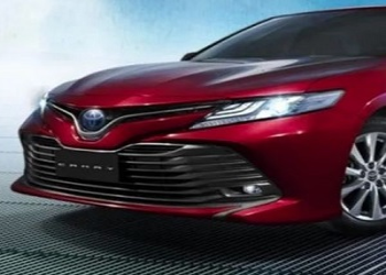 8th Generation Of Toyota Camry Hybrid Launched In India